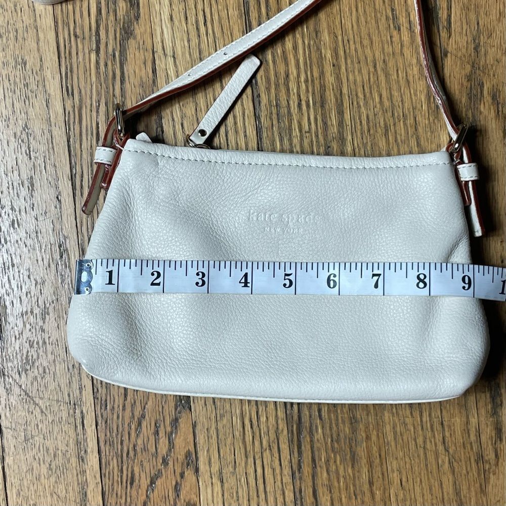 Kate spade ♠️ leather crossbody - Picture 3 of 6